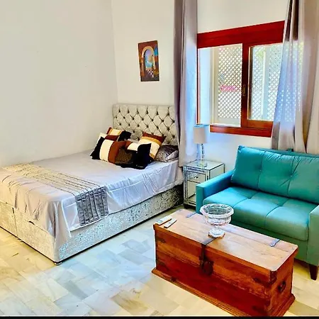 Bed & Breakfast Stunning At Del Golf, 5 Stars And Frontline Golf, Porto Banus, Marbella